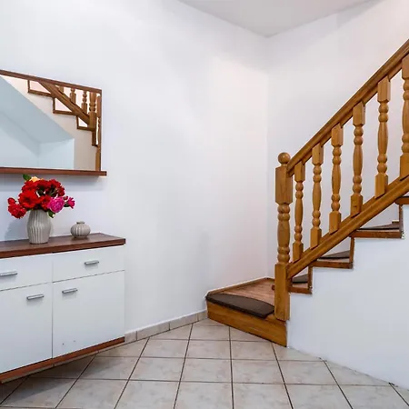 5 Bedroom Pet Friendly In Rukavac * Rukavac (Primorje-Gorski Kotar)