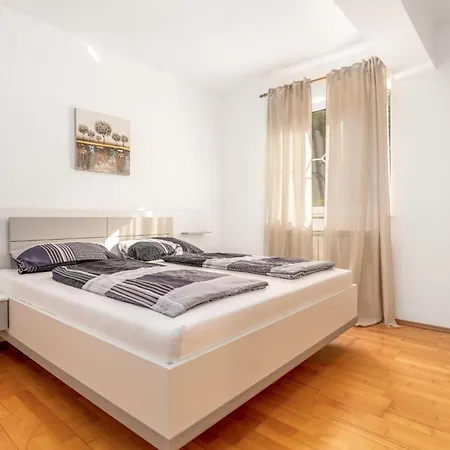 5 Bedroom Pet Friendly In Rukavac Vikendica Rukavac (Primorje-Gorski Kotar)